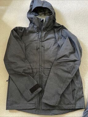 Men's Saga Outerwear Hooded Ski Jacket in Charcoal Gray